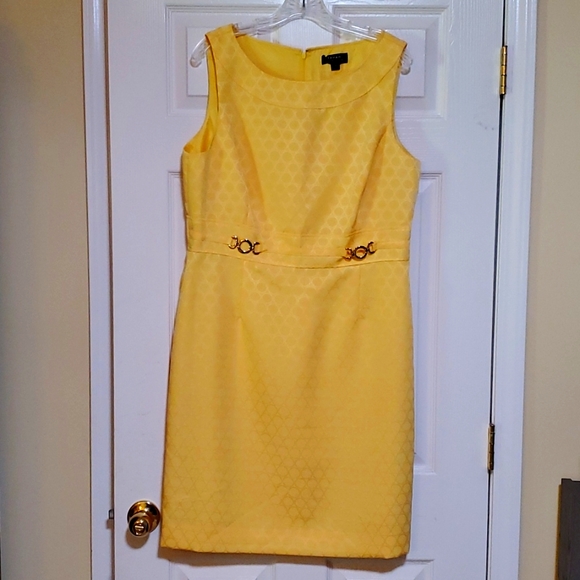 Tahari Dresses Bright Yellow Sleeveless Tahari Dress Size 4 Poshmark